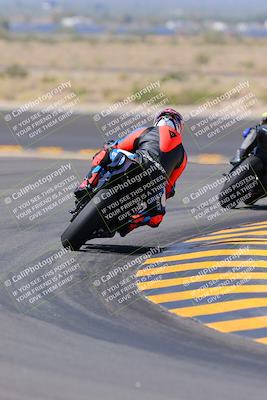 media/Oct-08-2022-SoCal Trackdays (Sat) [[1fc3beec89]]/Turn 11 Backside (1145am)/